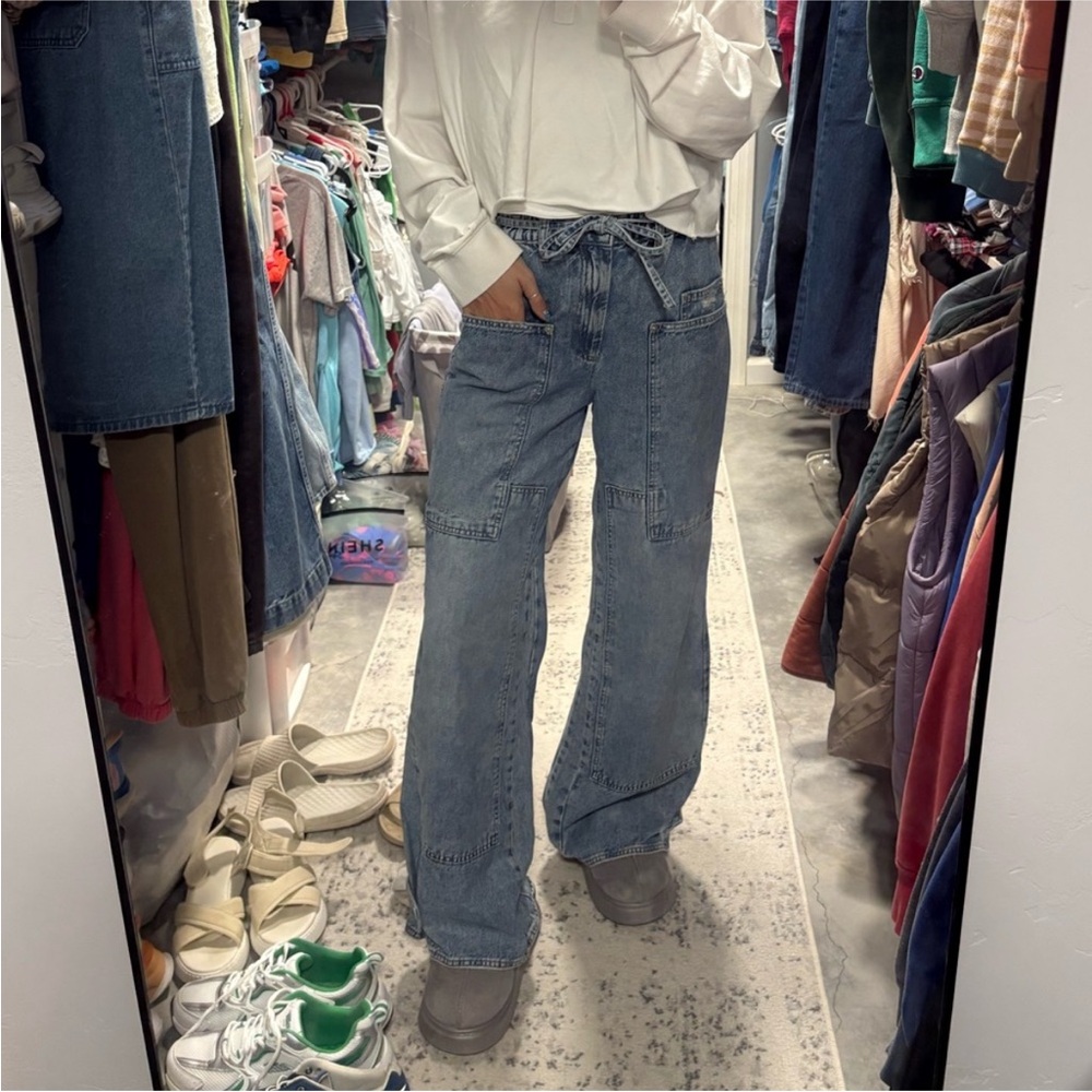 Washed Denim Wide-Leg Jeans - Picture 12 of 13